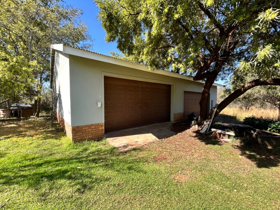 3 Bedroom Property for Sale in Hartbeesfontein North West